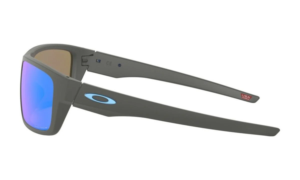 Oakley Drop Point Sunglasses - Matte Dark Grey/Prizm Sapphire Polarized - Image 3